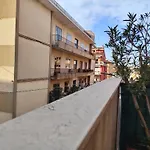 בית אירוח Bella Luxury *